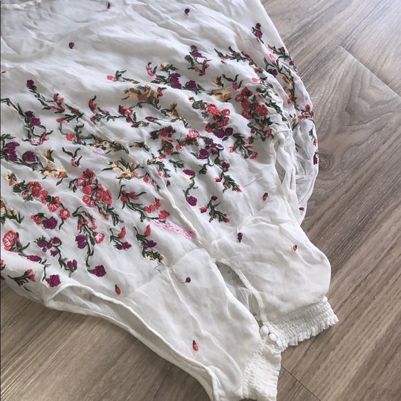 Moving Sale - Picture 5 of 6